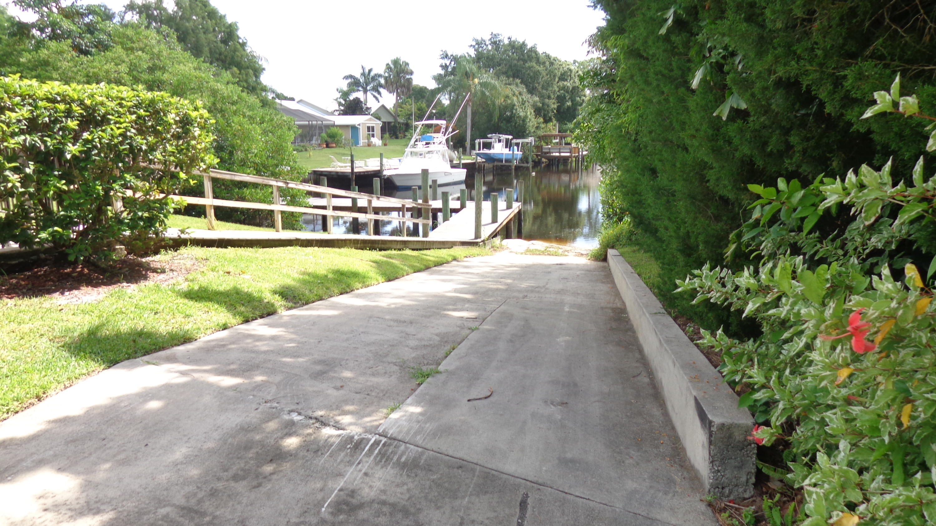 SABAL PALM ESTATES/ Tiburon - Residential