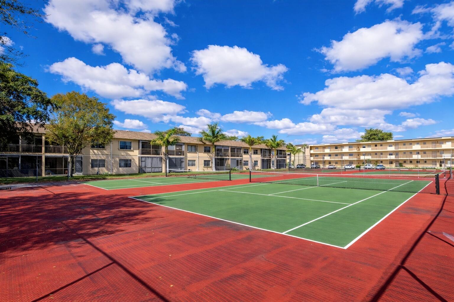CAMBRIDGE HOUSE - Residential