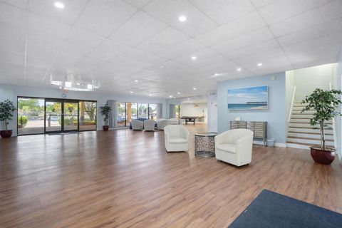 Tiny photo for 300 Berkley Road #112, Hollywood, FL 33024 (MLS # B26011962)