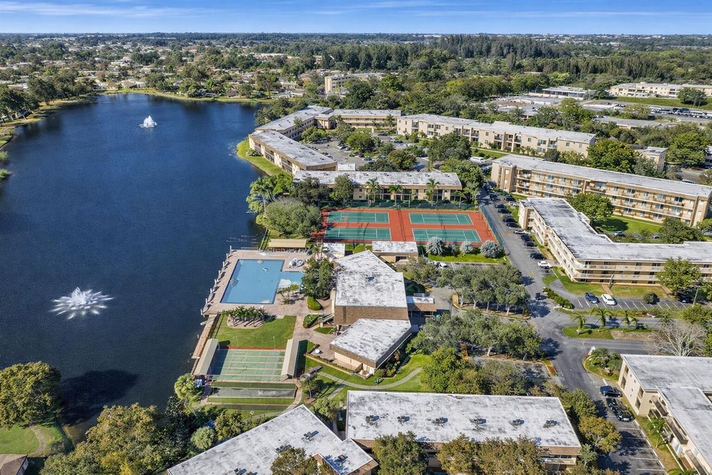 Photo of 300 Berkley Road #112, Hollywood, FL 33024 (MLS # B26011962)