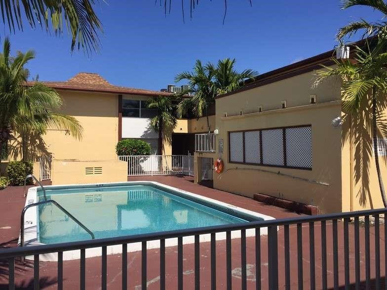 BOCA PINES - Residential