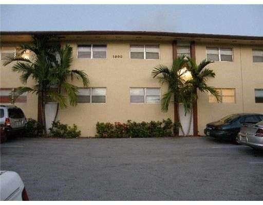 BOCA PINES - Residential