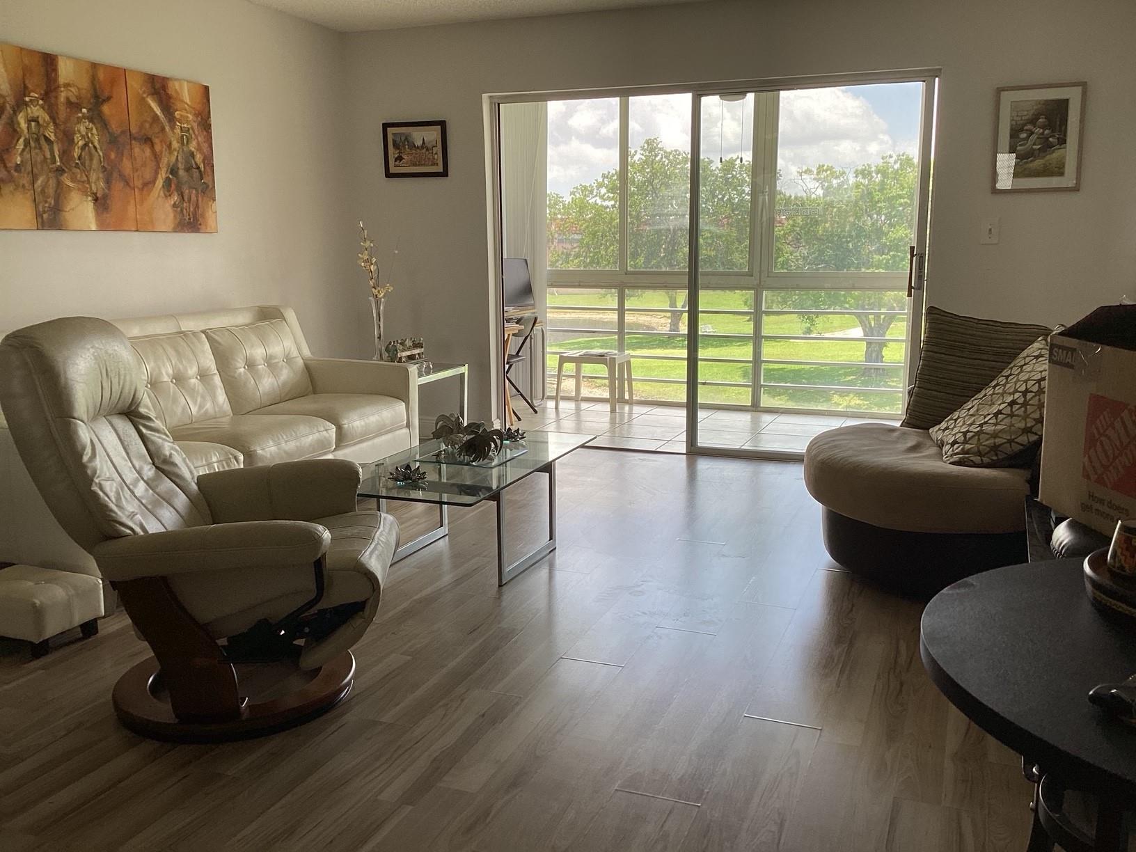 9481 Sunrise Lakes Blvd 303