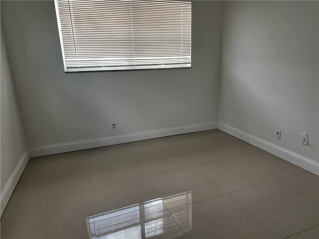 Sandalfoot Blvd Apts Cond - Residential Lease