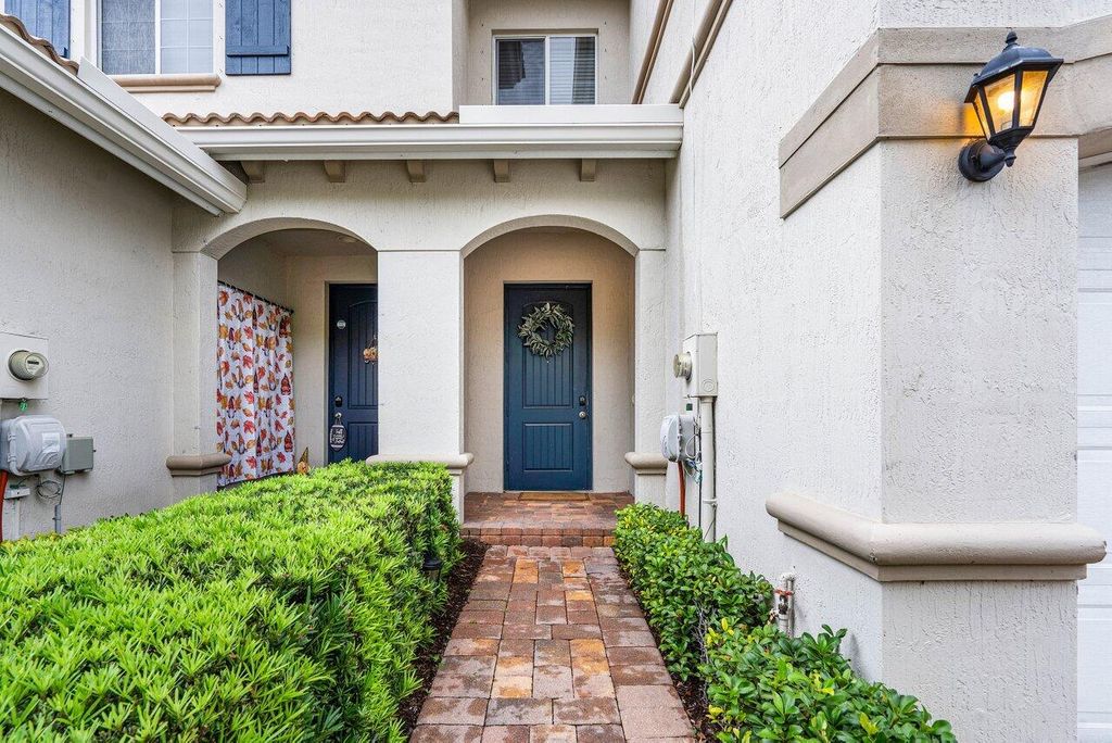 Photo of 1184 Paisley Court, Lake Worth Beach, FL 33461 (MLS # R11027582)