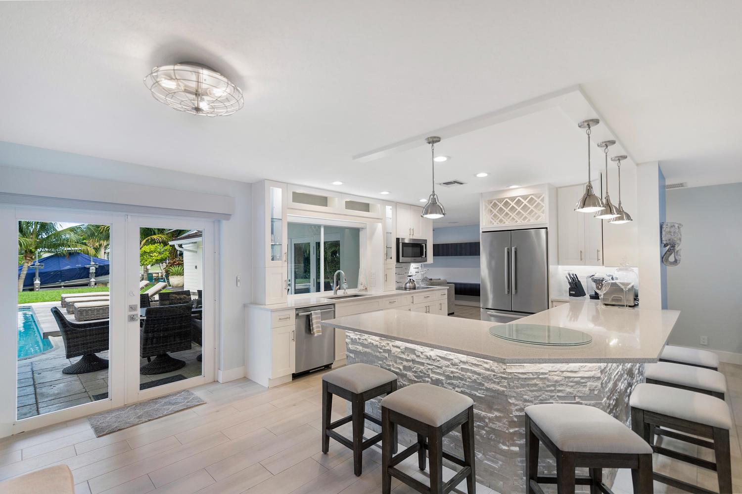 HARBOR EST - Residential