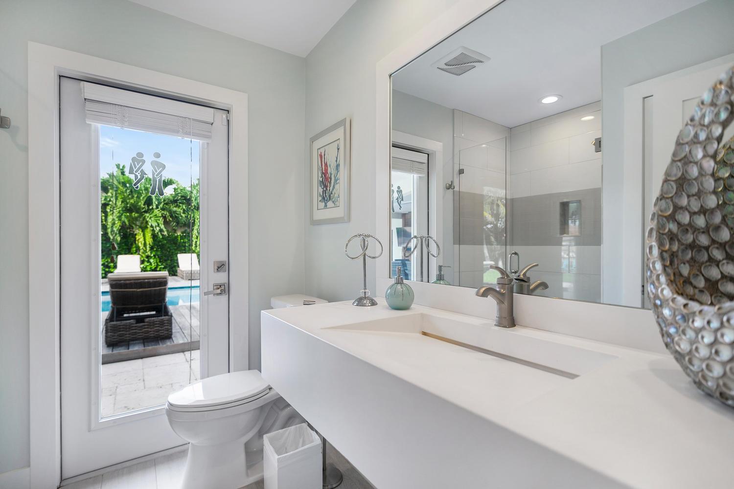 HARBOR EST - Residential