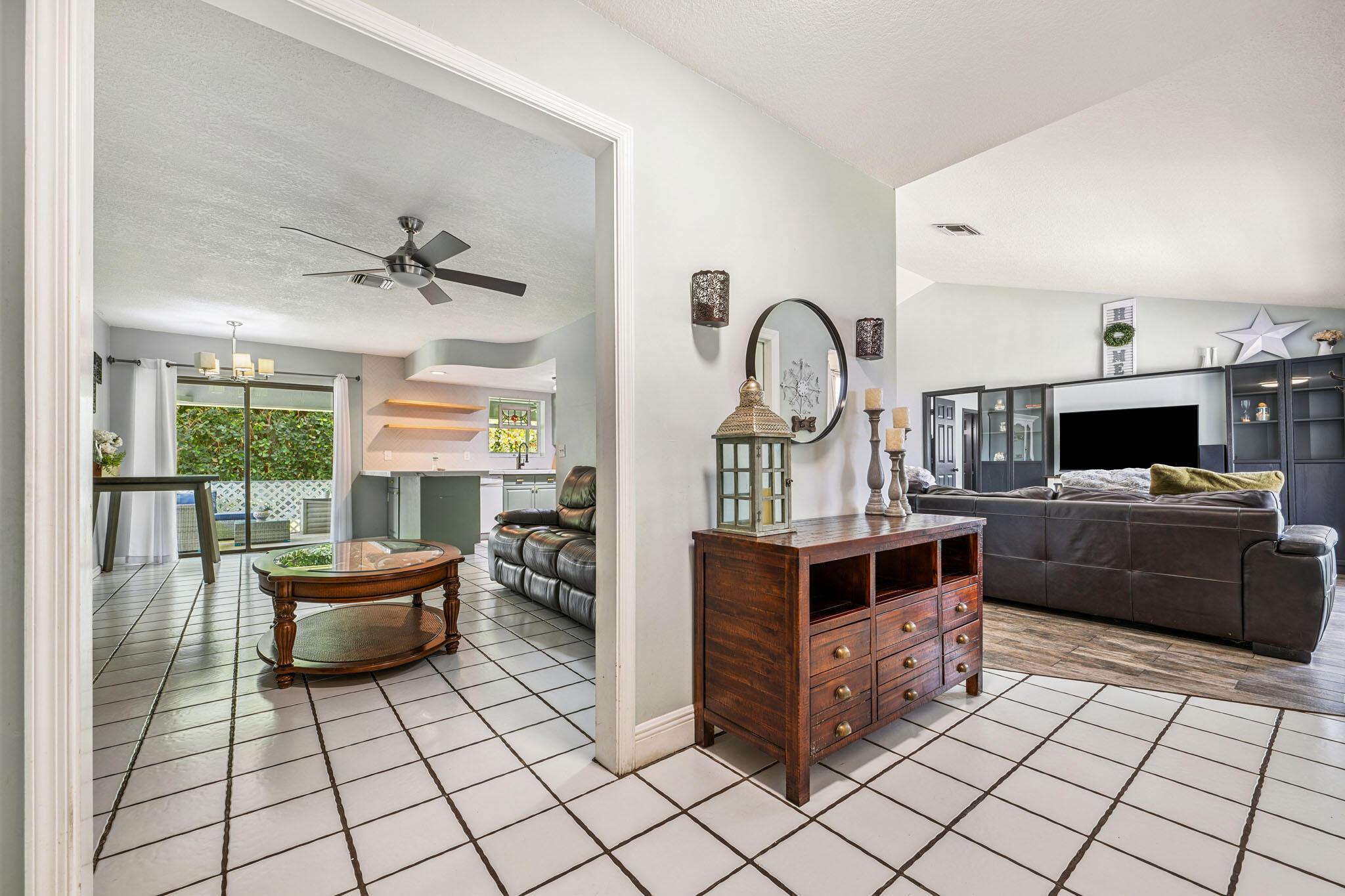 11729 Greenbriar Circle