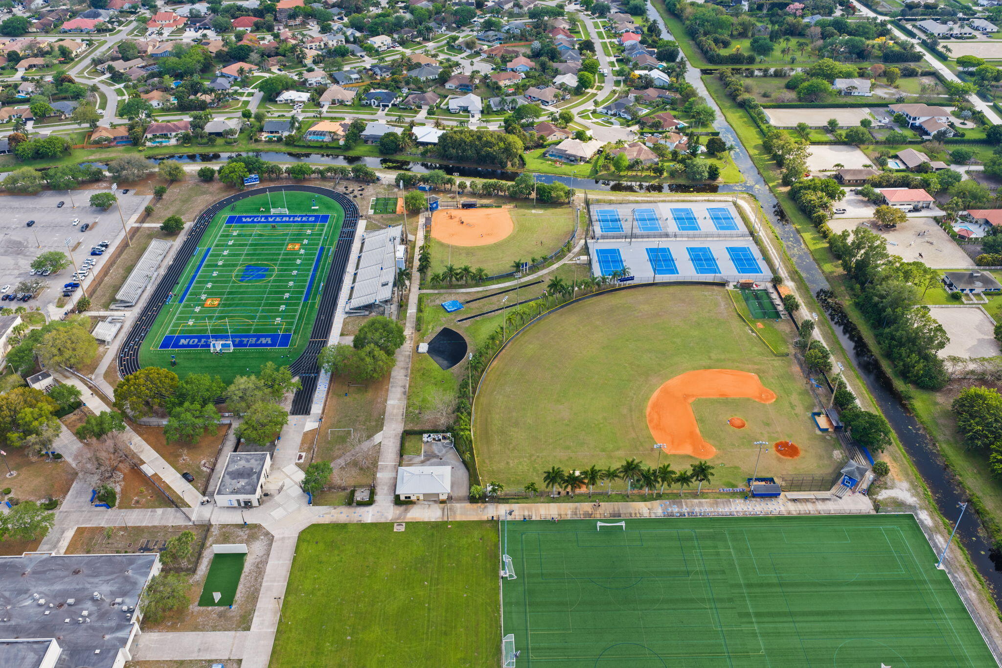 GREENVIEW SHORES 2 OF WELLINGTON - Residential