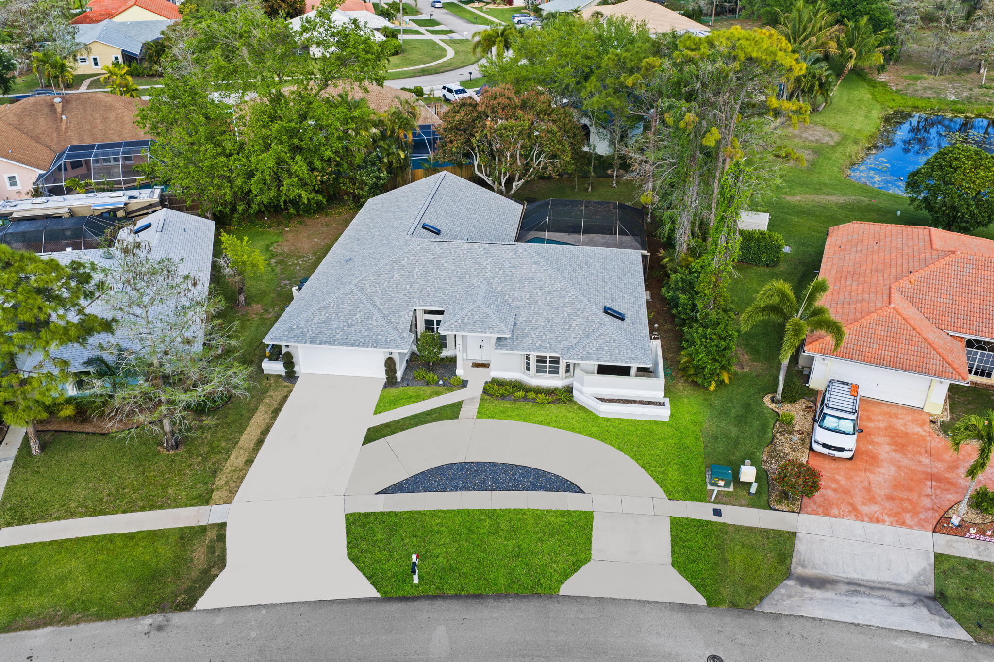 GREENVIEW SHORES 2 OF WELLINGTON - Residential