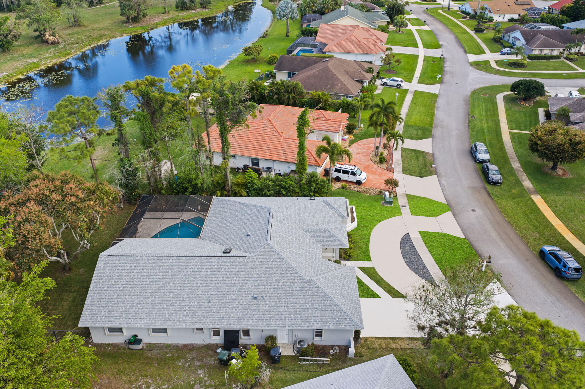 GREENVIEW SHORES 2 OF WELLINGTON - Residential