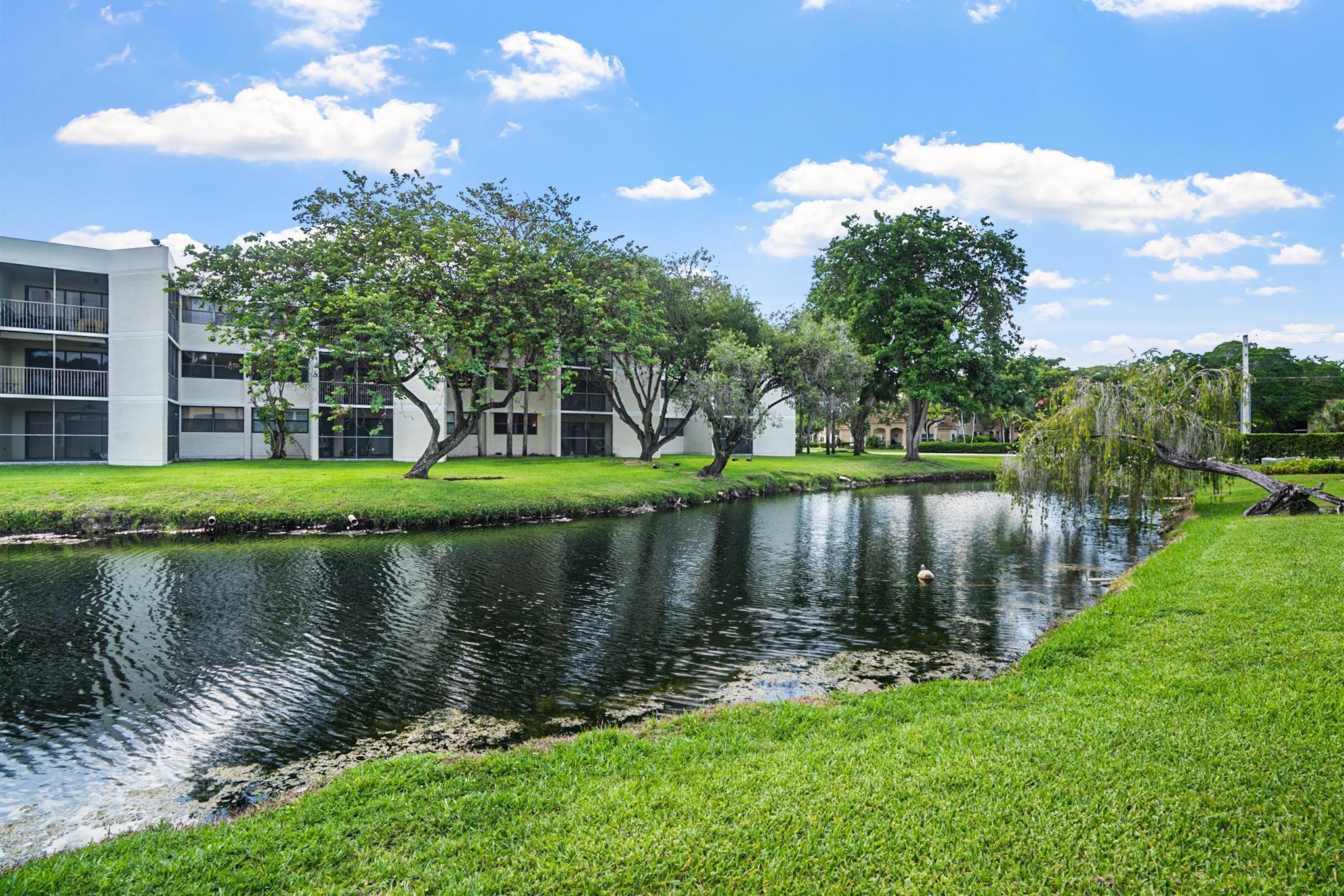 RACQUET CLUB APARTMENTS - Residential