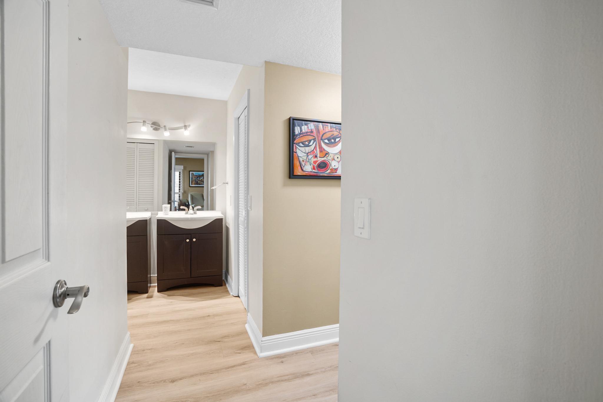 RACQUET CLUB APARTMENTS - Residential
