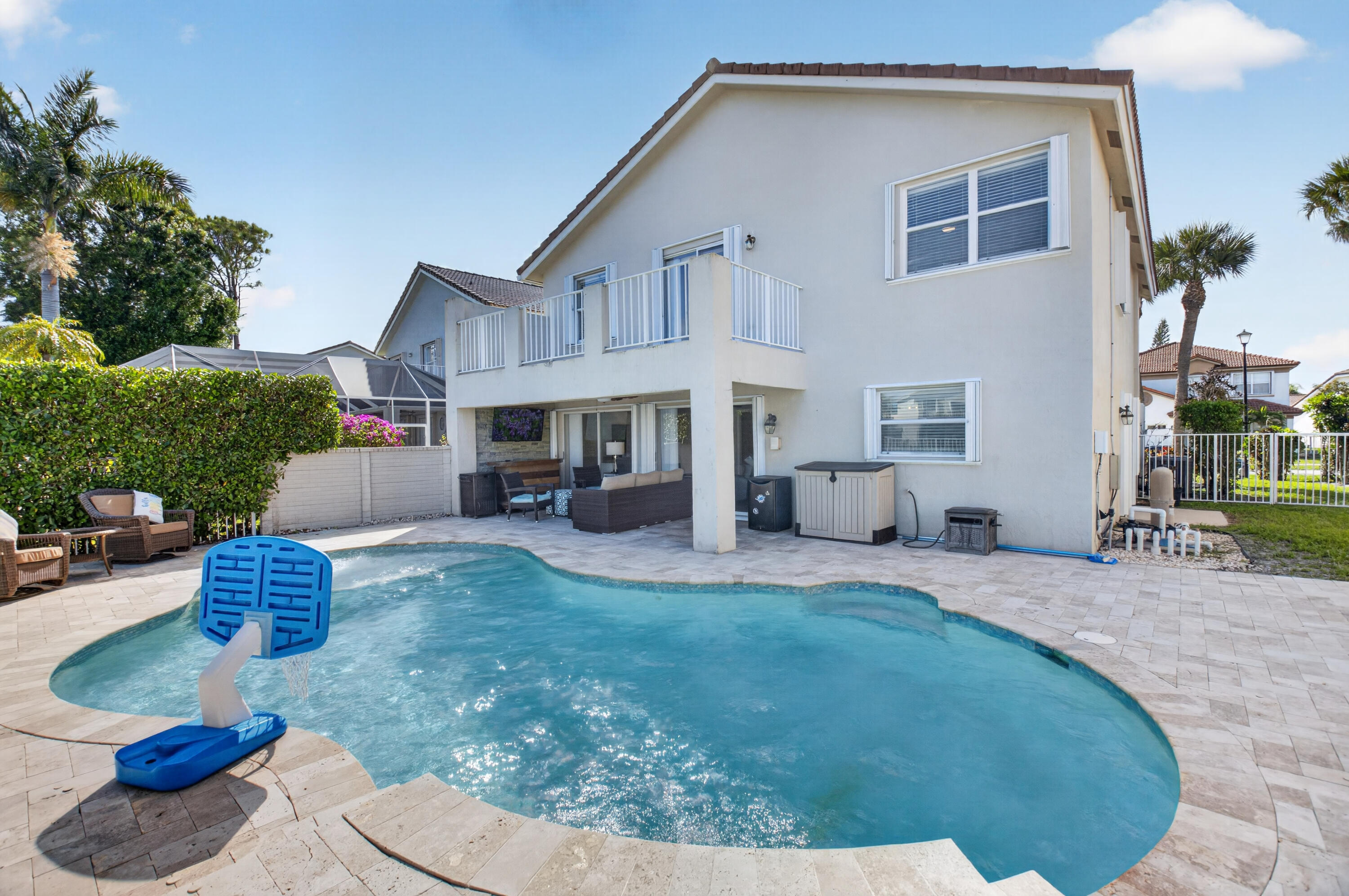 BOCA CHASE/CORAL BAY - Residential