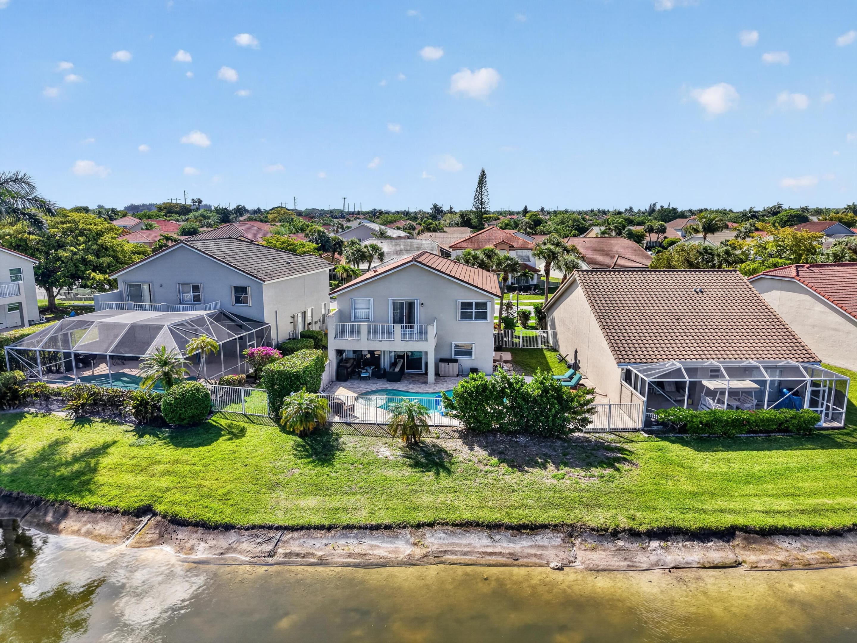 BOCA CHASE/CORAL BAY - Residential