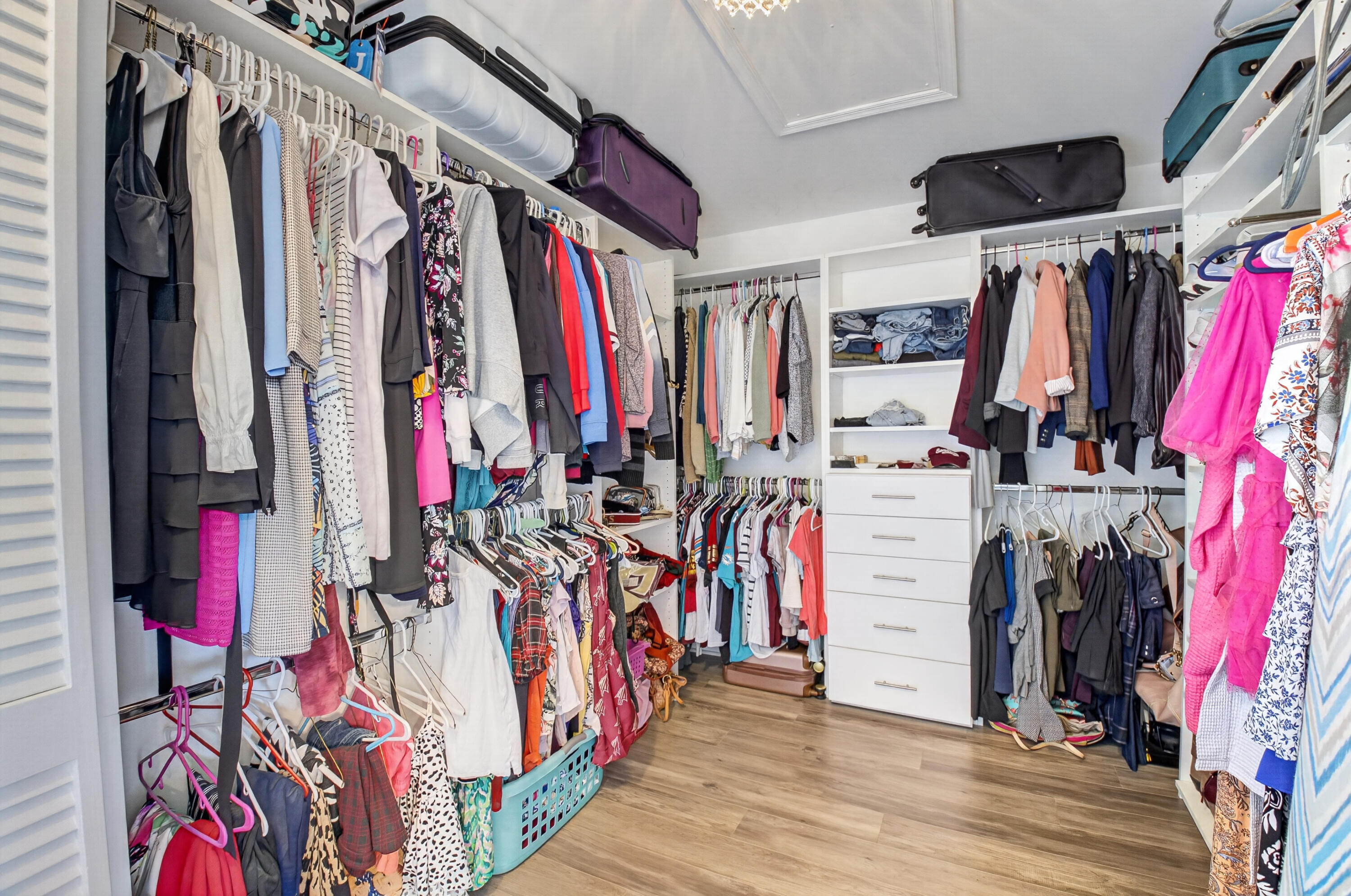 BOCA CHASE/CORAL BAY - Residential