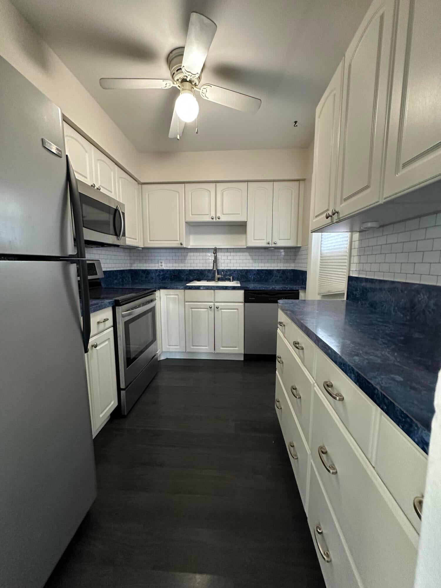 809 HUMMINGBIRD Way 5C