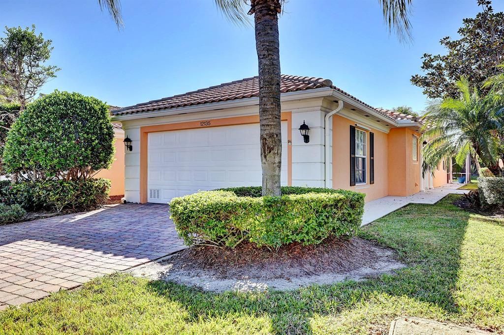 Photo of 12135 SW Elsinore Drive, Port Saint Lucie, FL 34987 (MLS # R10763130)