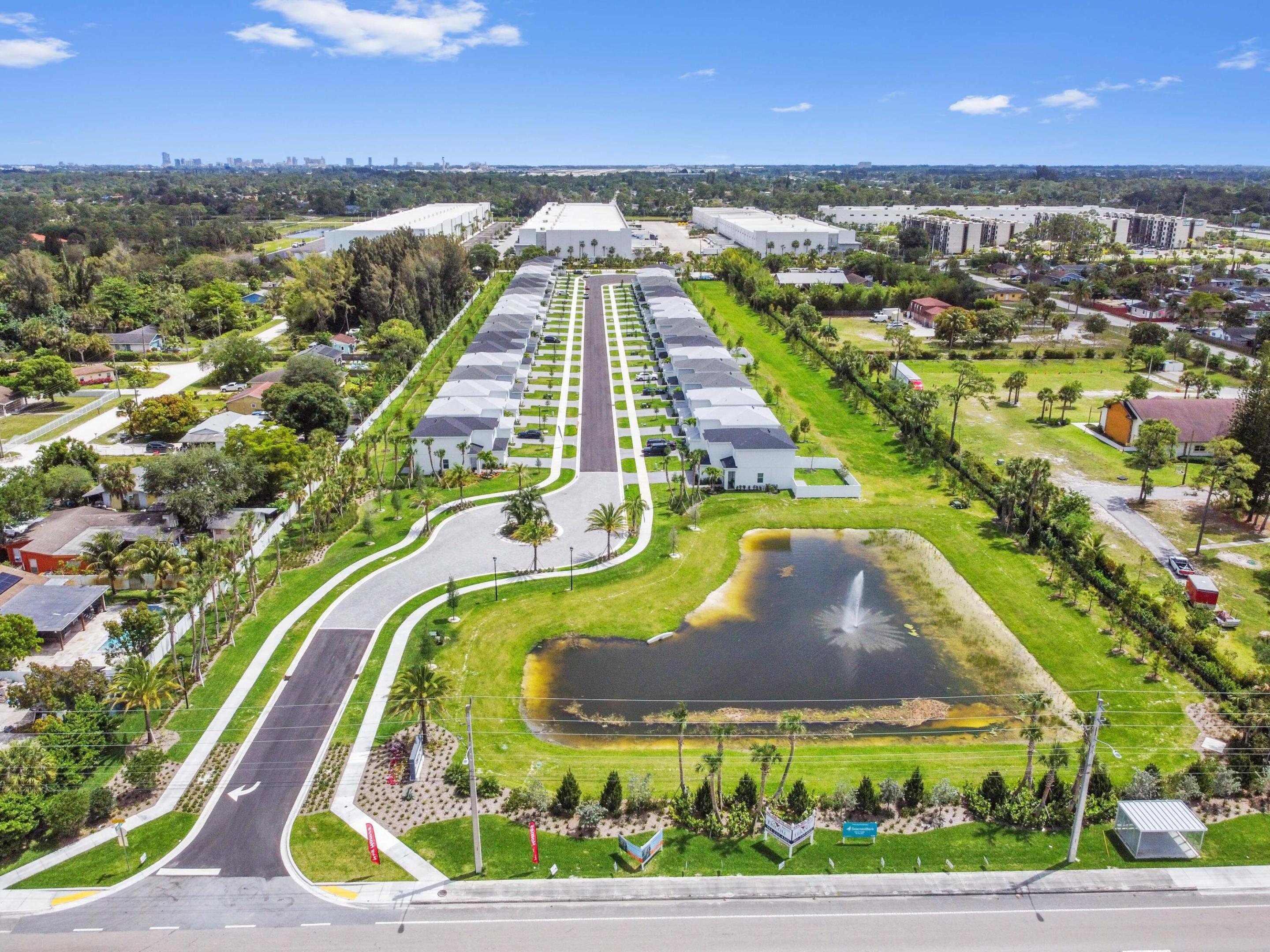 SYMPHONY PLACE - Residential