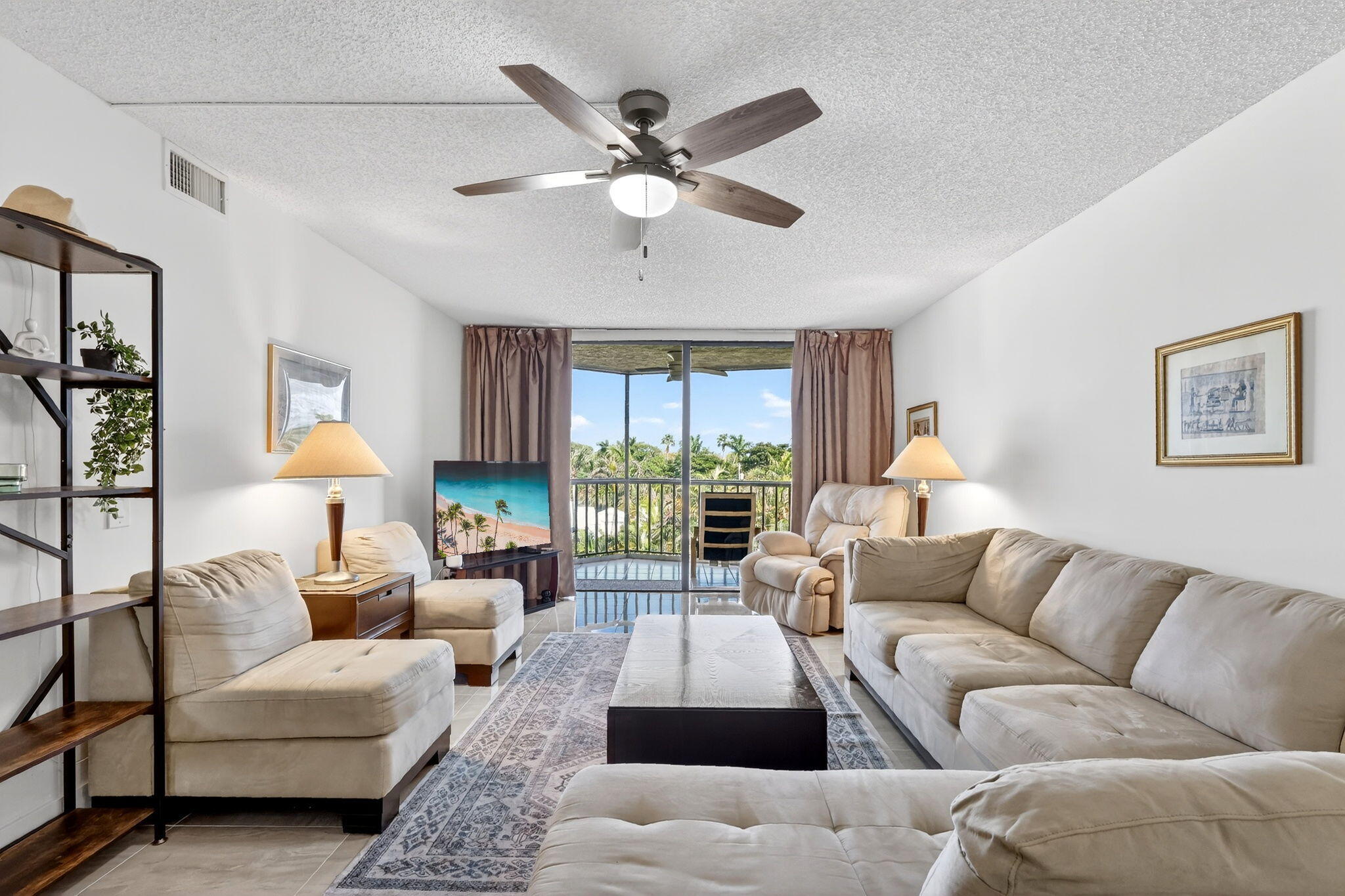 HIDDEN HARBOUR OF THE PALM BEACHES CONDOMINIUMS - Residential