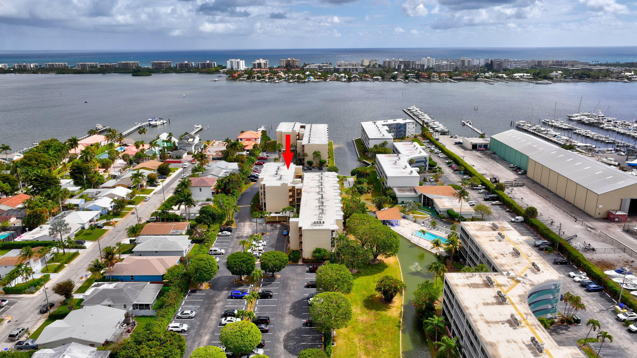 HIDDEN HARBOUR OF THE PALM BEACHES CONDOMINIUMS - Residential