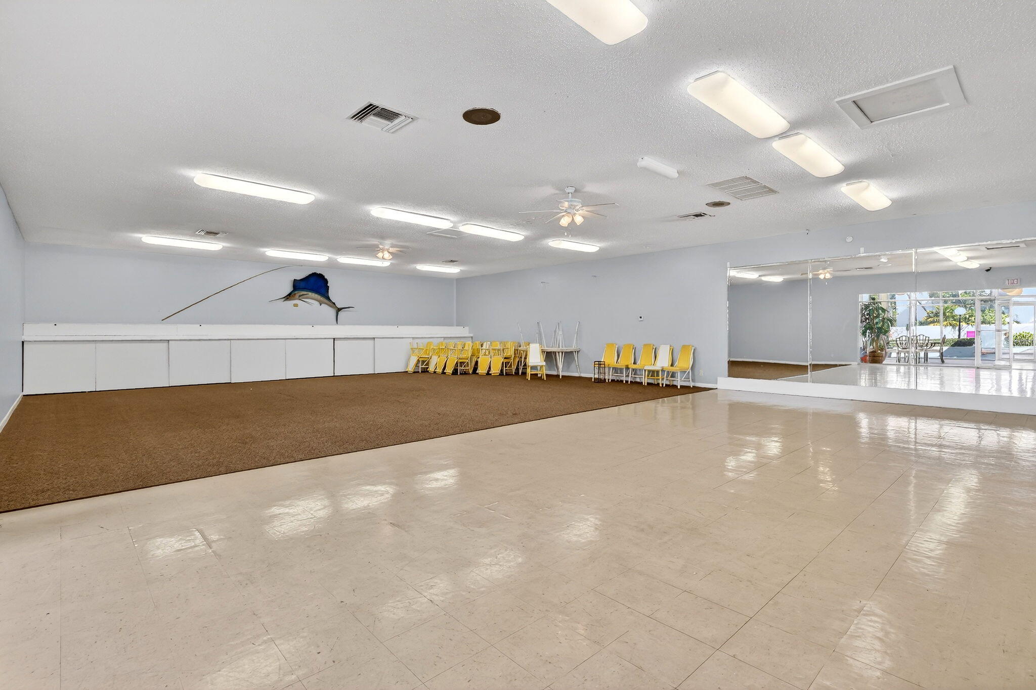 HIDDEN HARBOUR OF THE PALM BEACHES CONDOMINIUMS - Residential