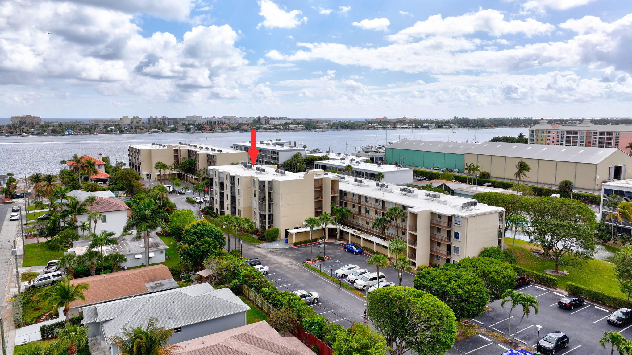 HIDDEN HARBOUR OF THE PALM BEACHES CONDOMINIUMS - Residential