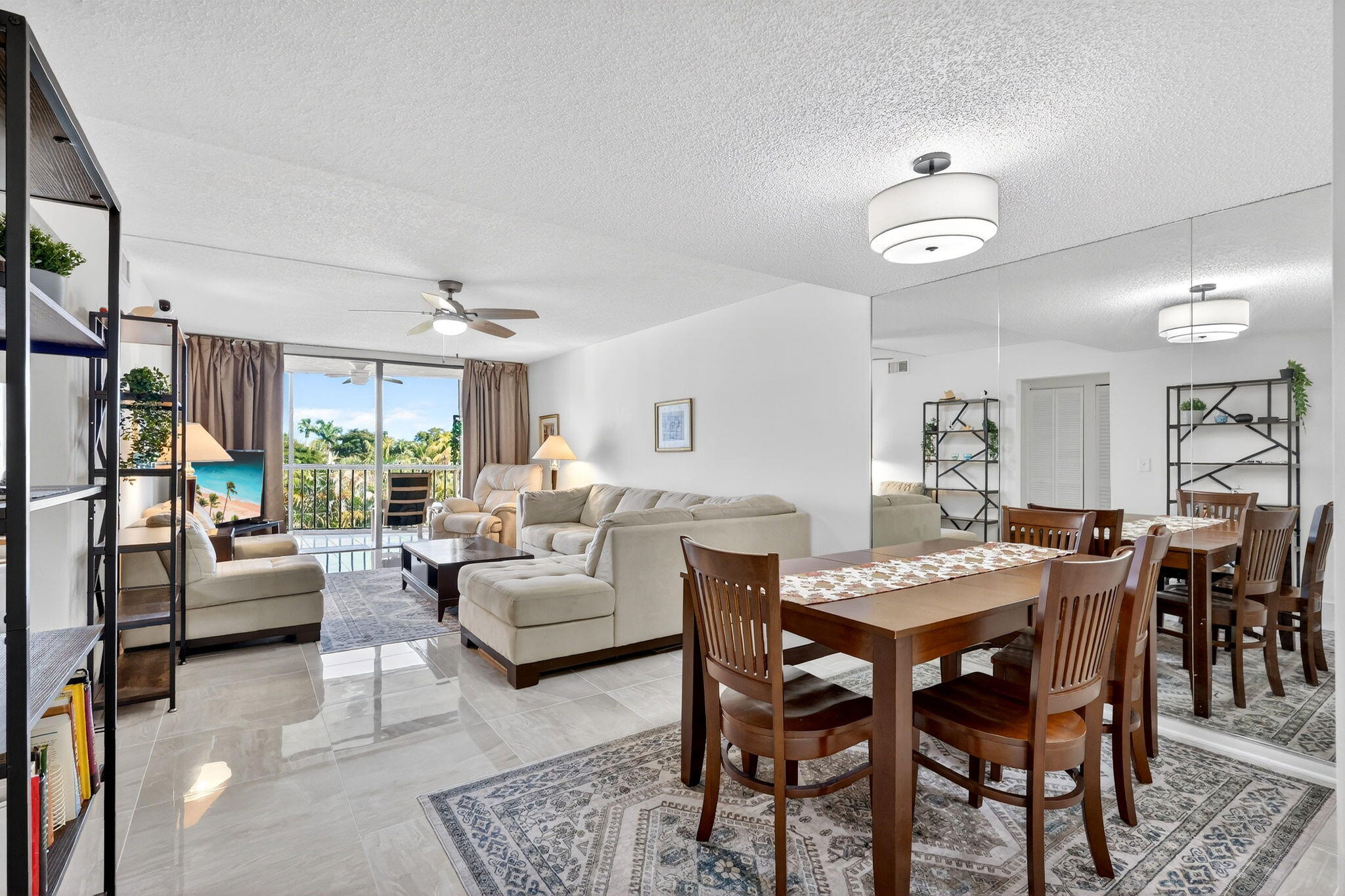 HIDDEN HARBOUR OF THE PALM BEACHES CONDOMINIUMS - Residential