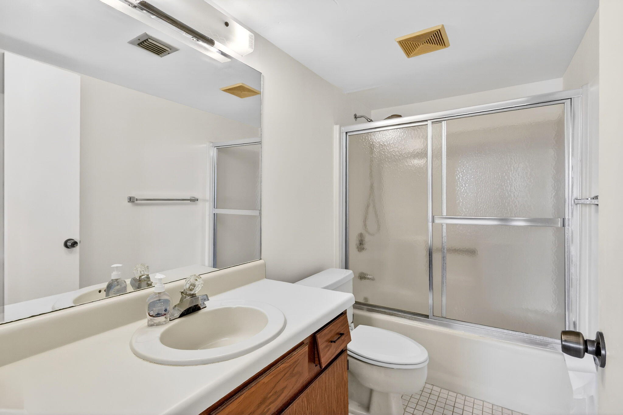 HIDDEN HARBOUR OF THE PALM BEACHES CONDOMINIUMS - Residential