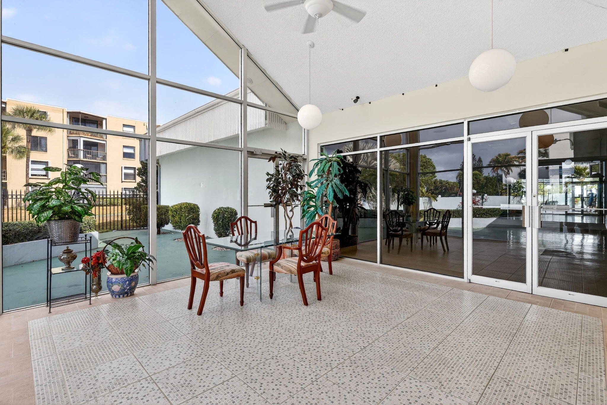 HIDDEN HARBOUR OF THE PALM BEACHES CONDOMINIUMS - Residential