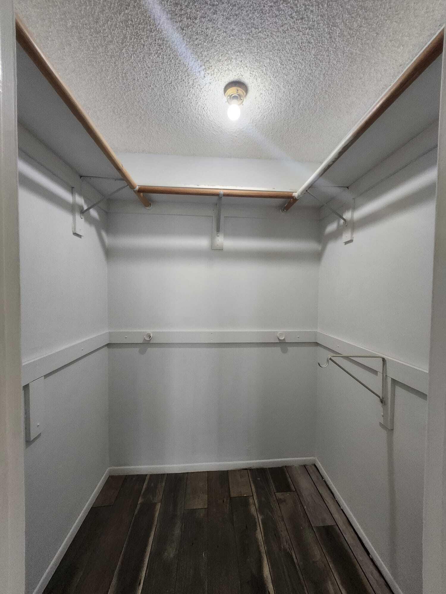 DESOTO PARK CONDO - Residential Lease