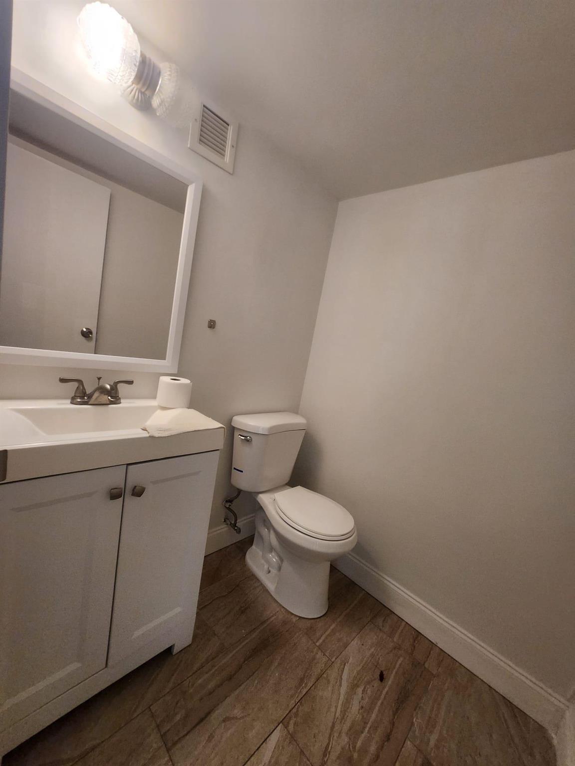 DESOTO PARK CONDO - Residential Lease