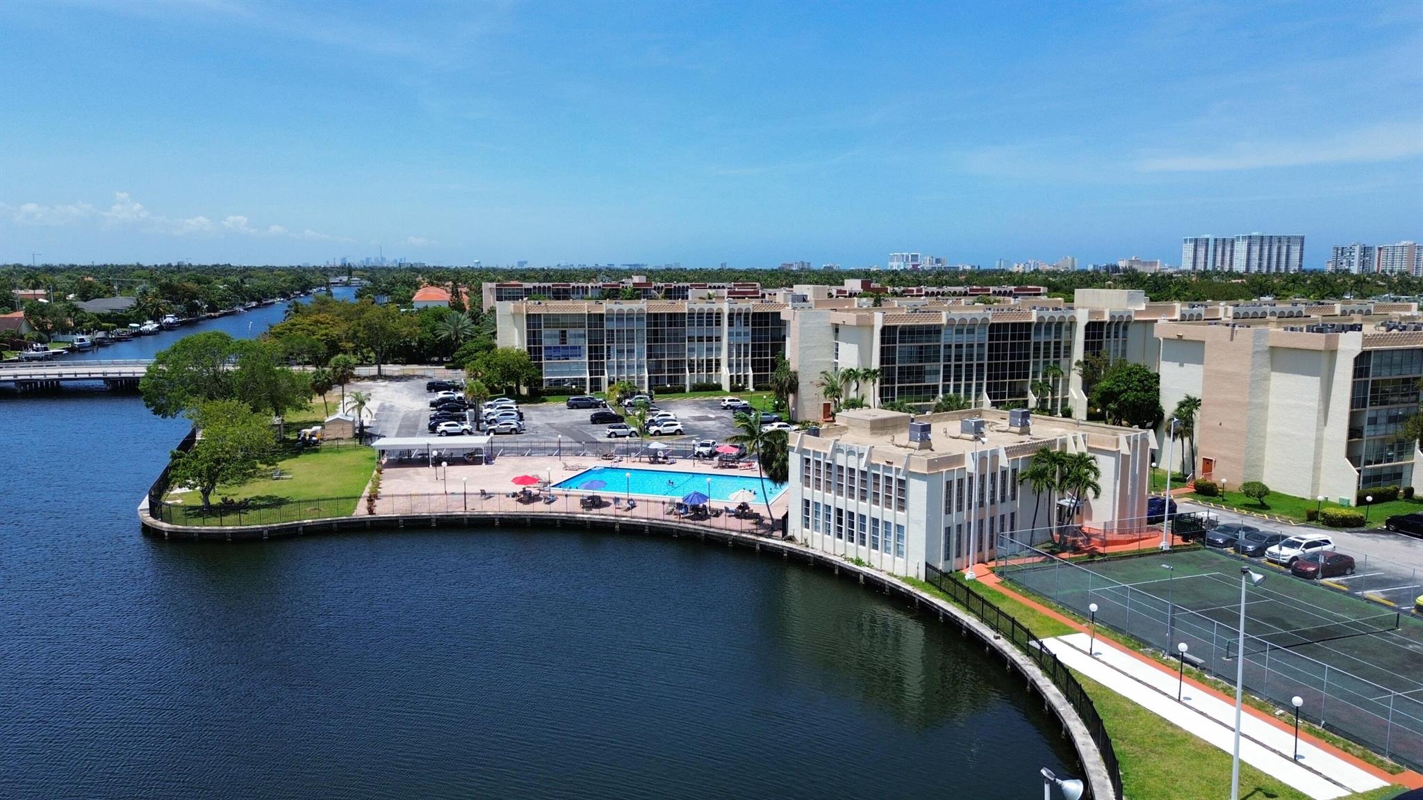 DESOTO PARK CONDO - Residential Lease
