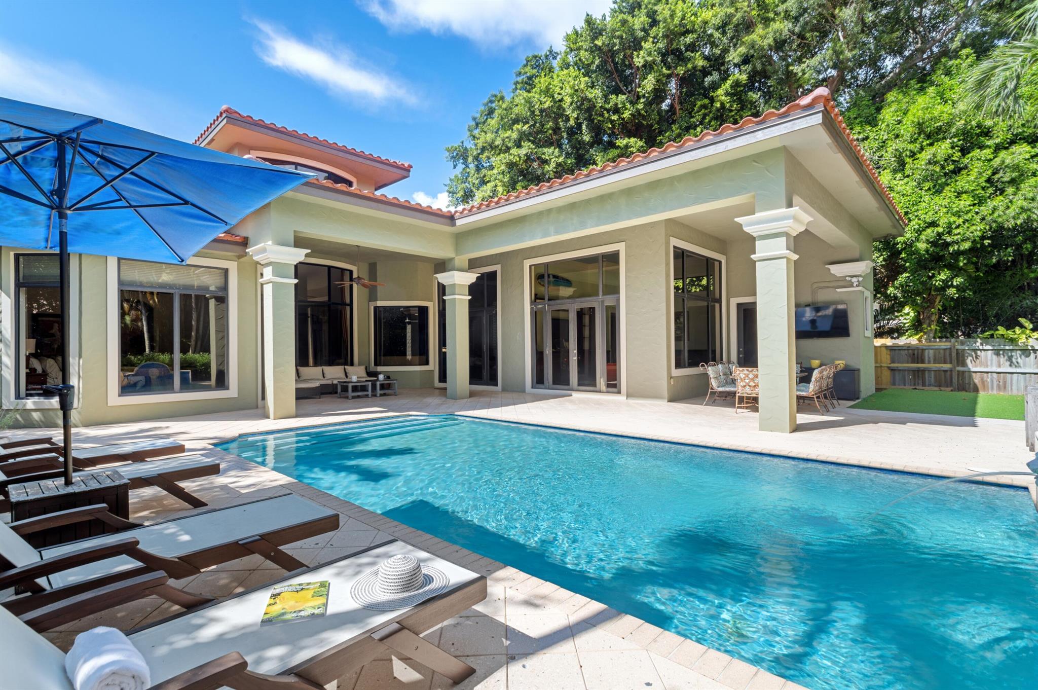 Tunison Palms - Residential