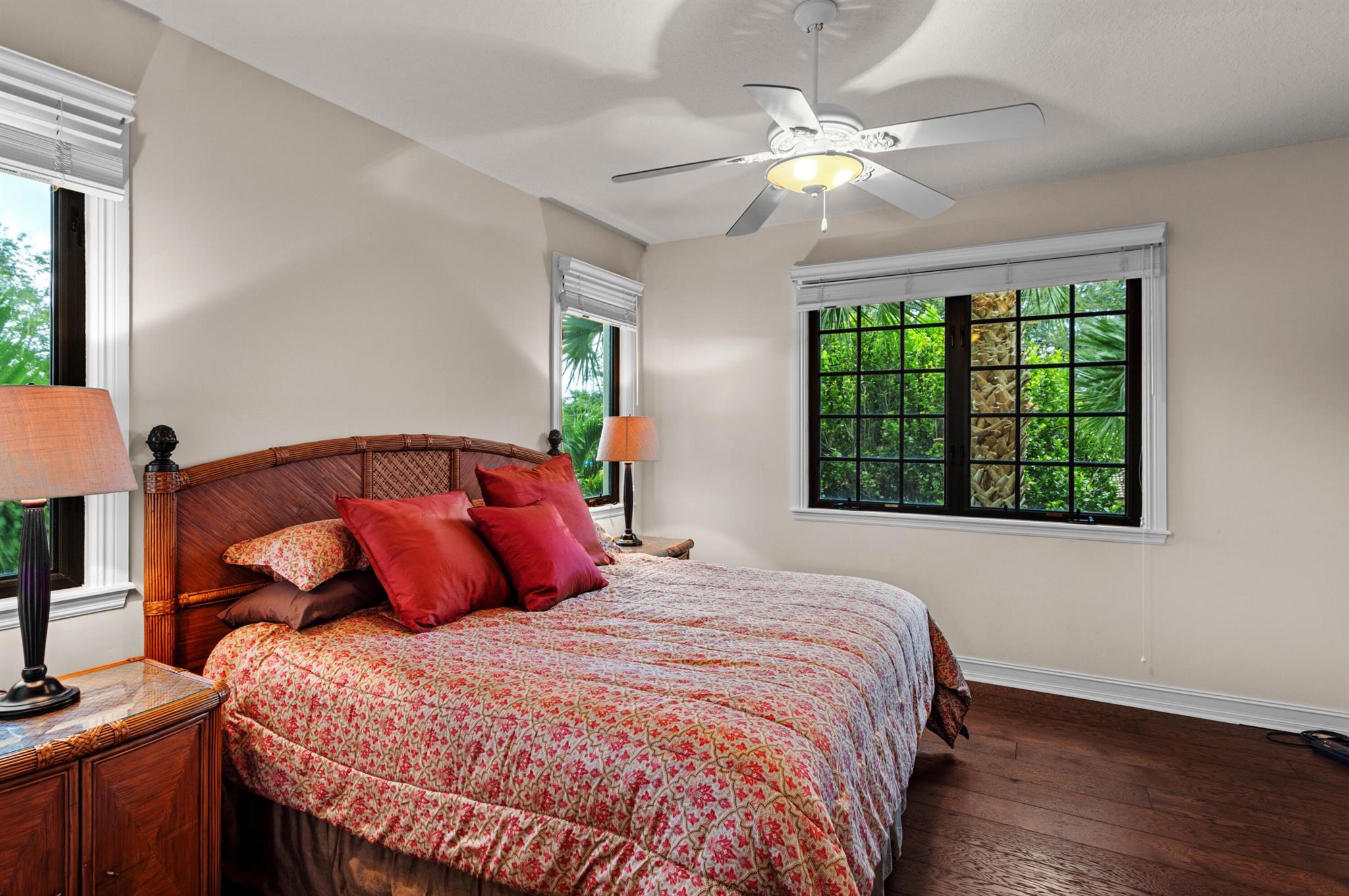 Tunison Palms - Residential