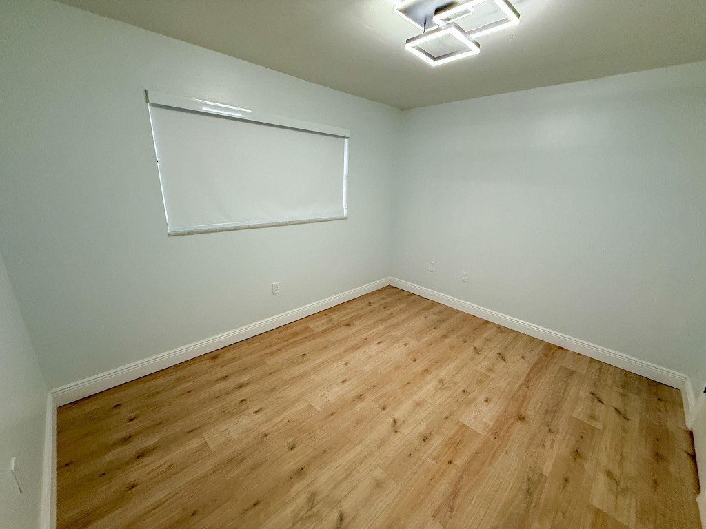 Pine island rd - Residential