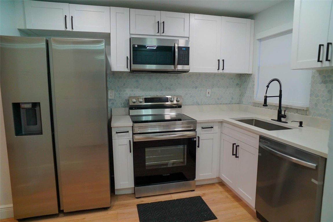 Pine island rd - Residential