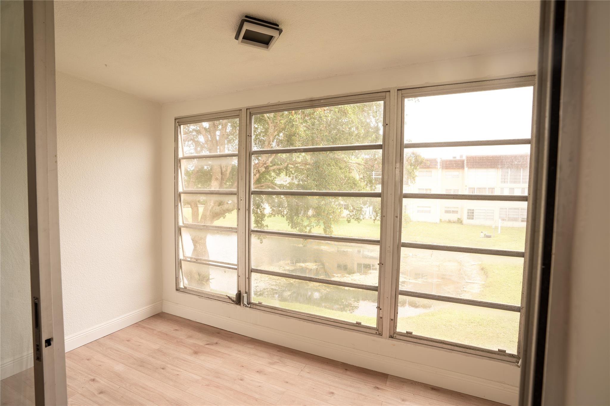 Pine island rd - Residential
