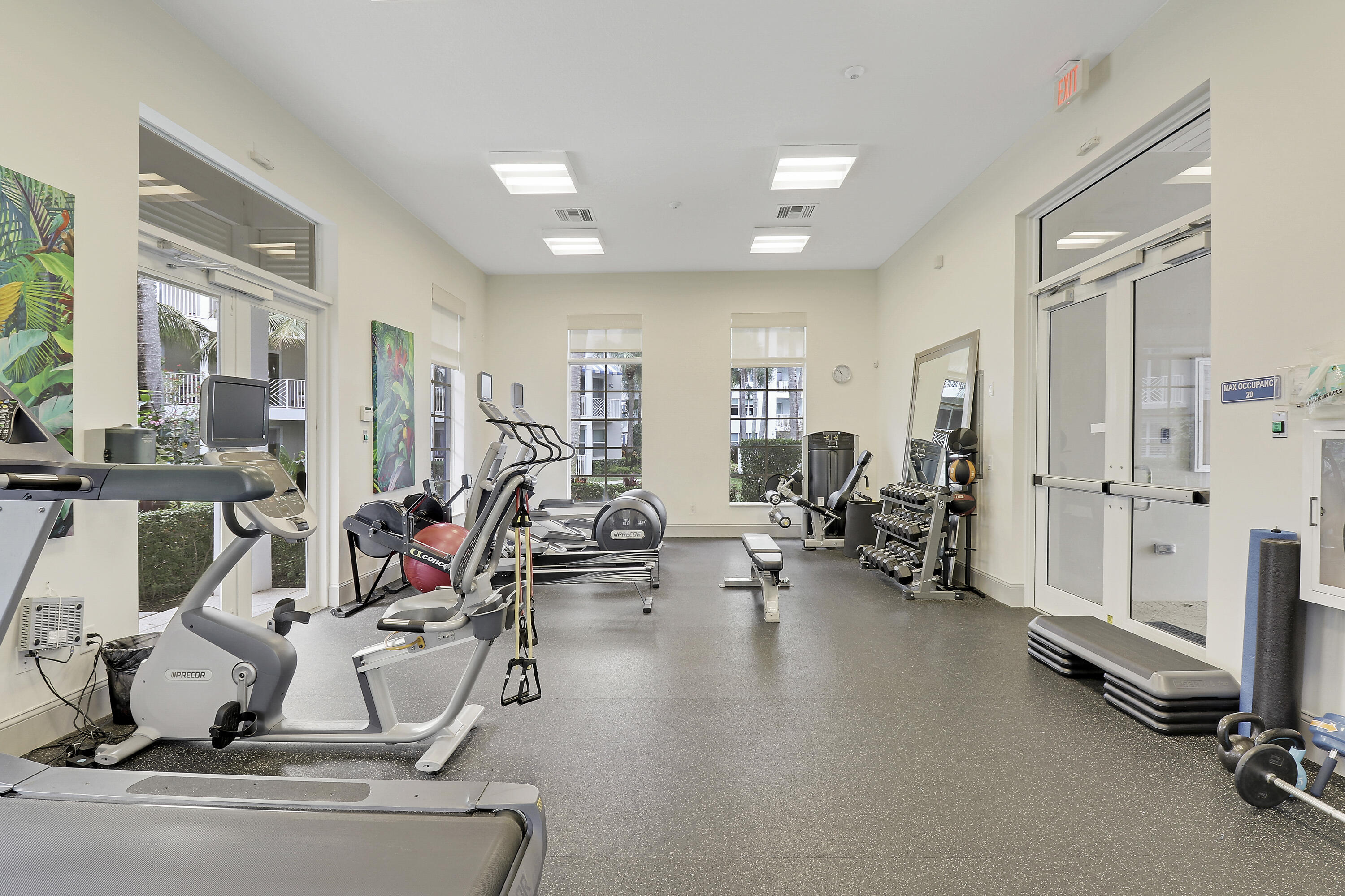 BAY COLONY - Residential