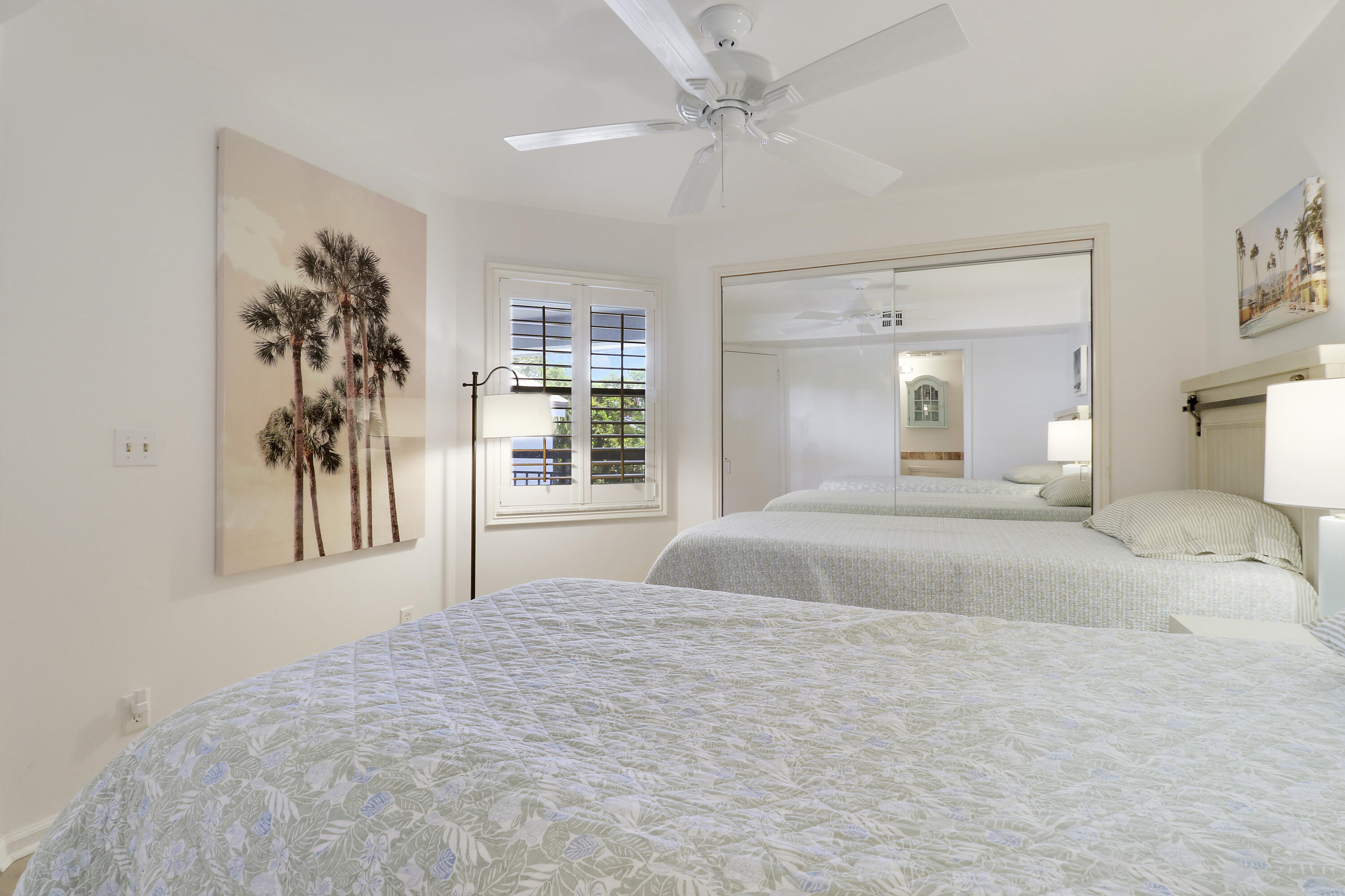 BAY COLONY - Residential