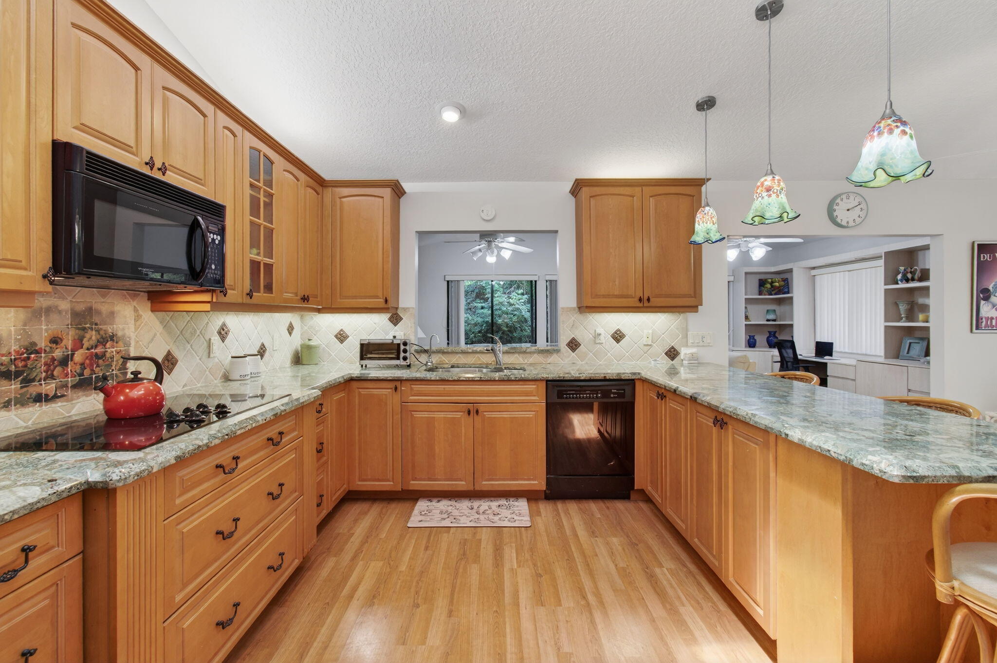 RAINBERRY BAY - Residential