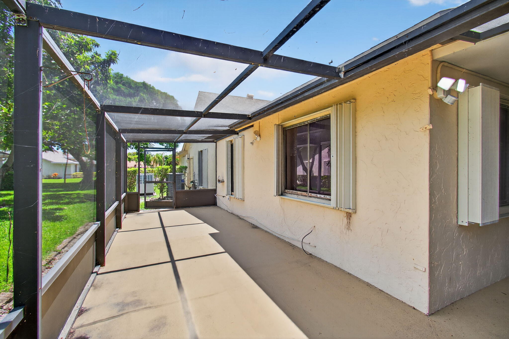 RAINBERRY BAY - Residential
