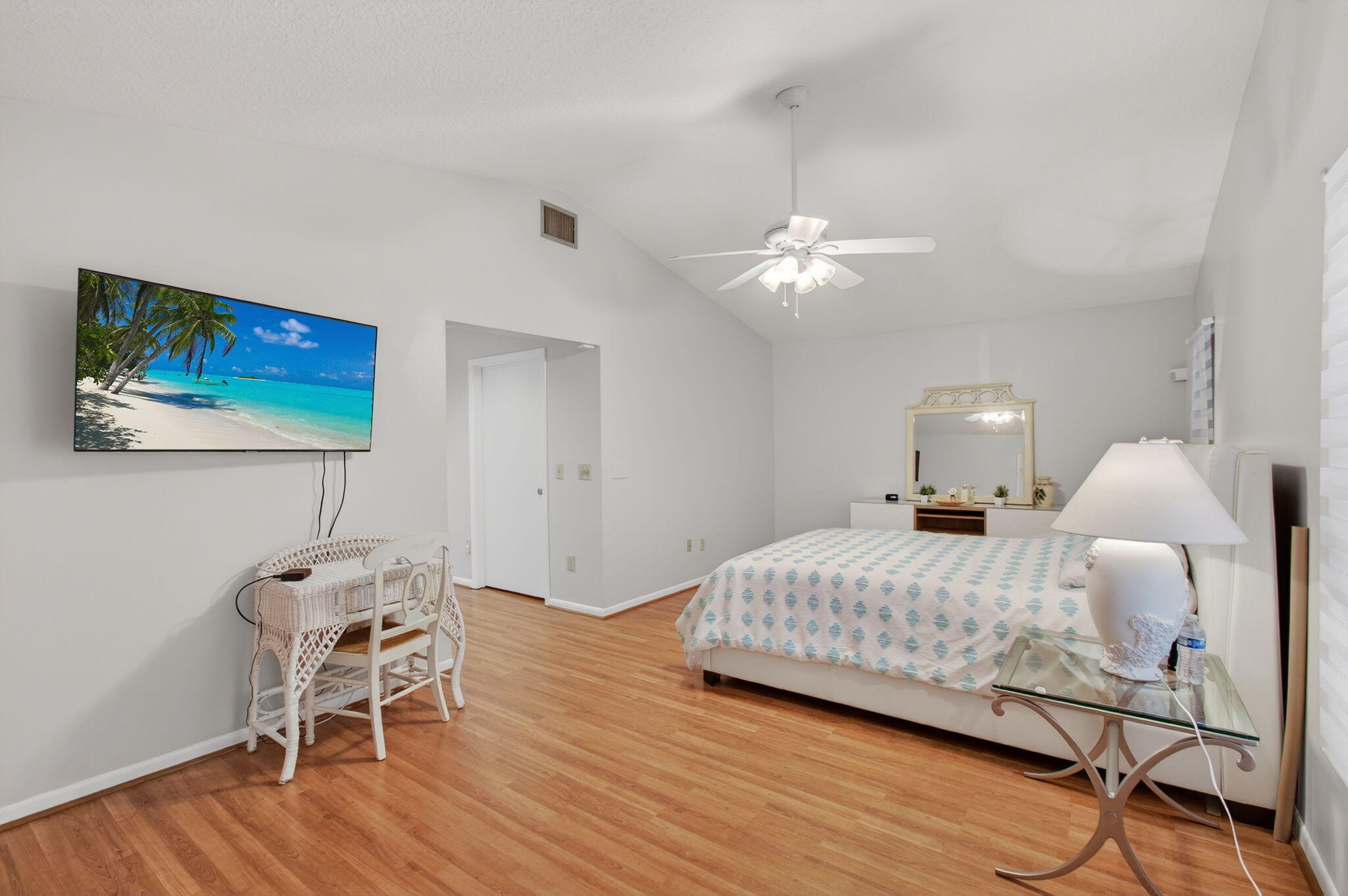 RAINBERRY BAY - Residential