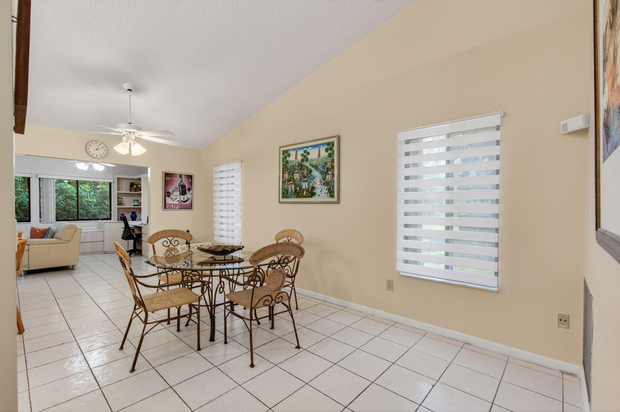 RAINBERRY BAY - Residential