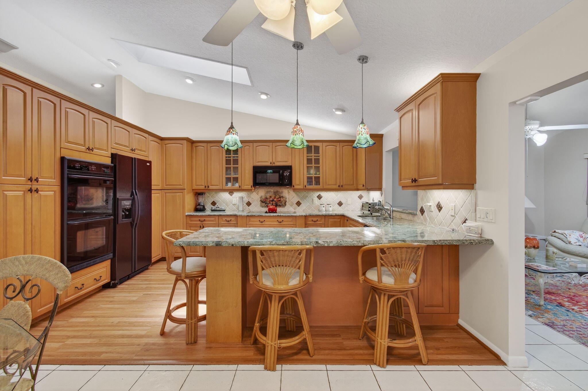 RAINBERRY BAY - Residential