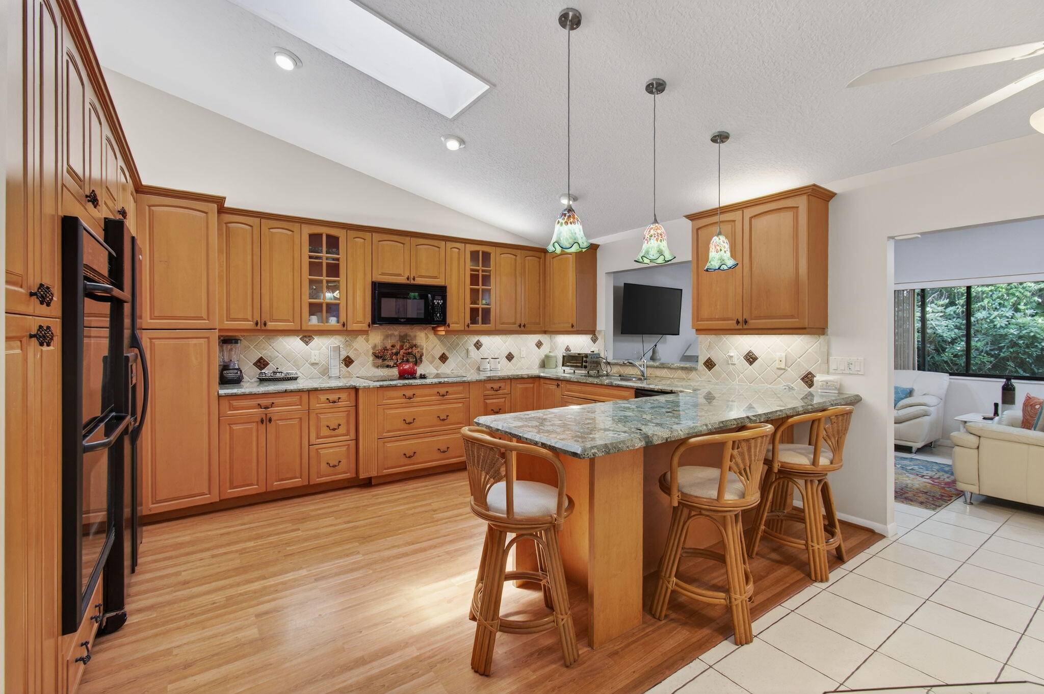 RAINBERRY BAY - Residential