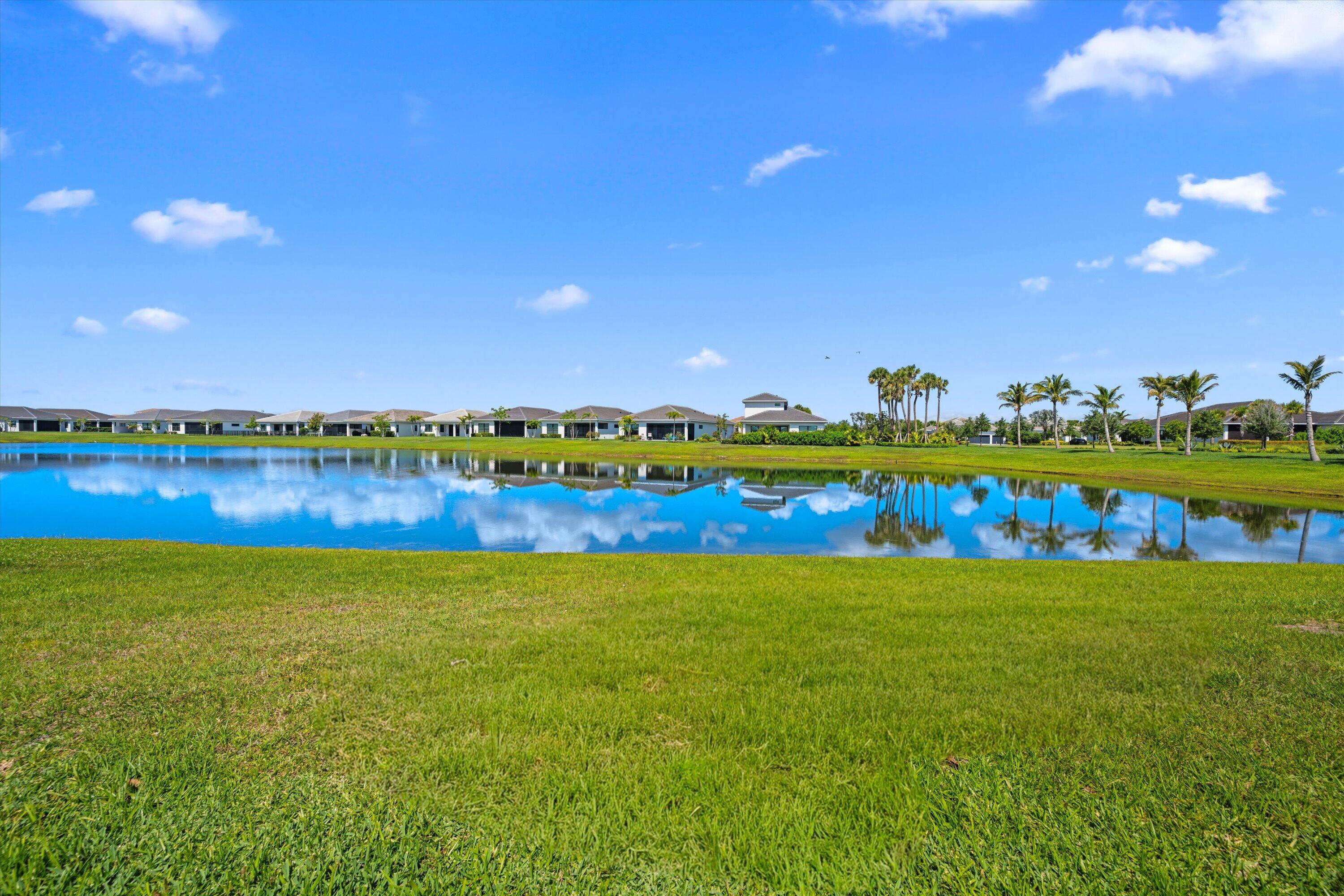 CRESSWIND PALM BEACH - Residential