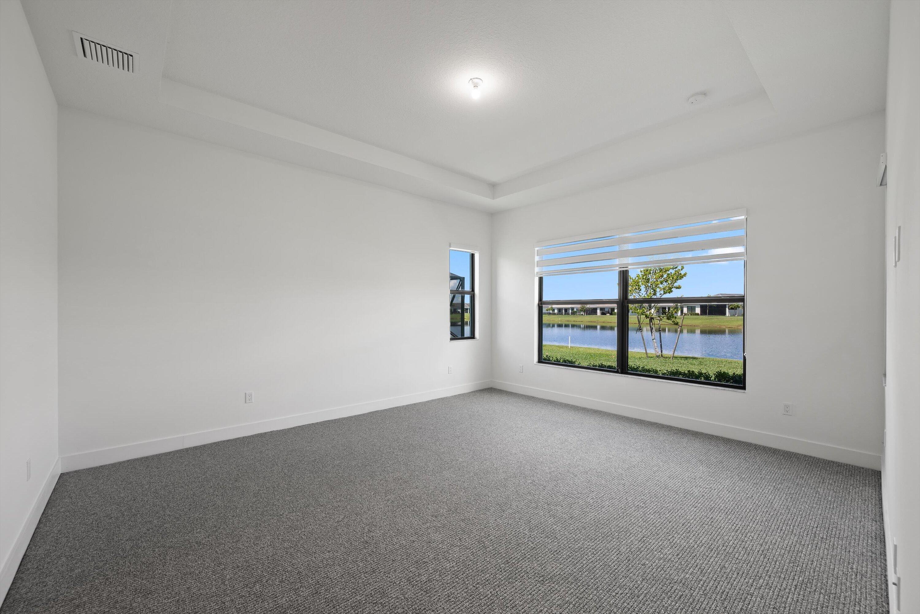 CRESSWIND PALM BEACH - Residential
