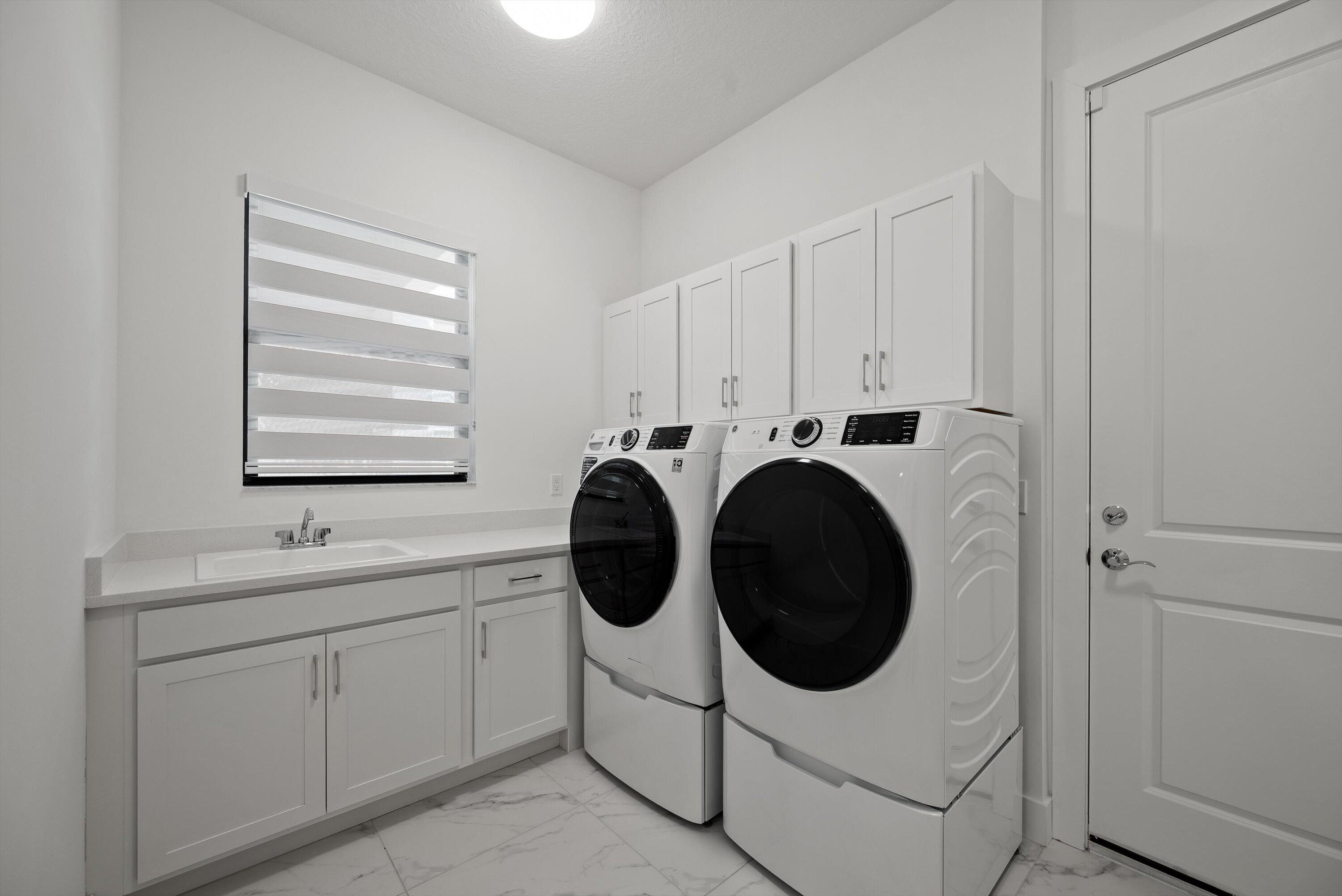CRESSWIND PALM BEACH - Residential