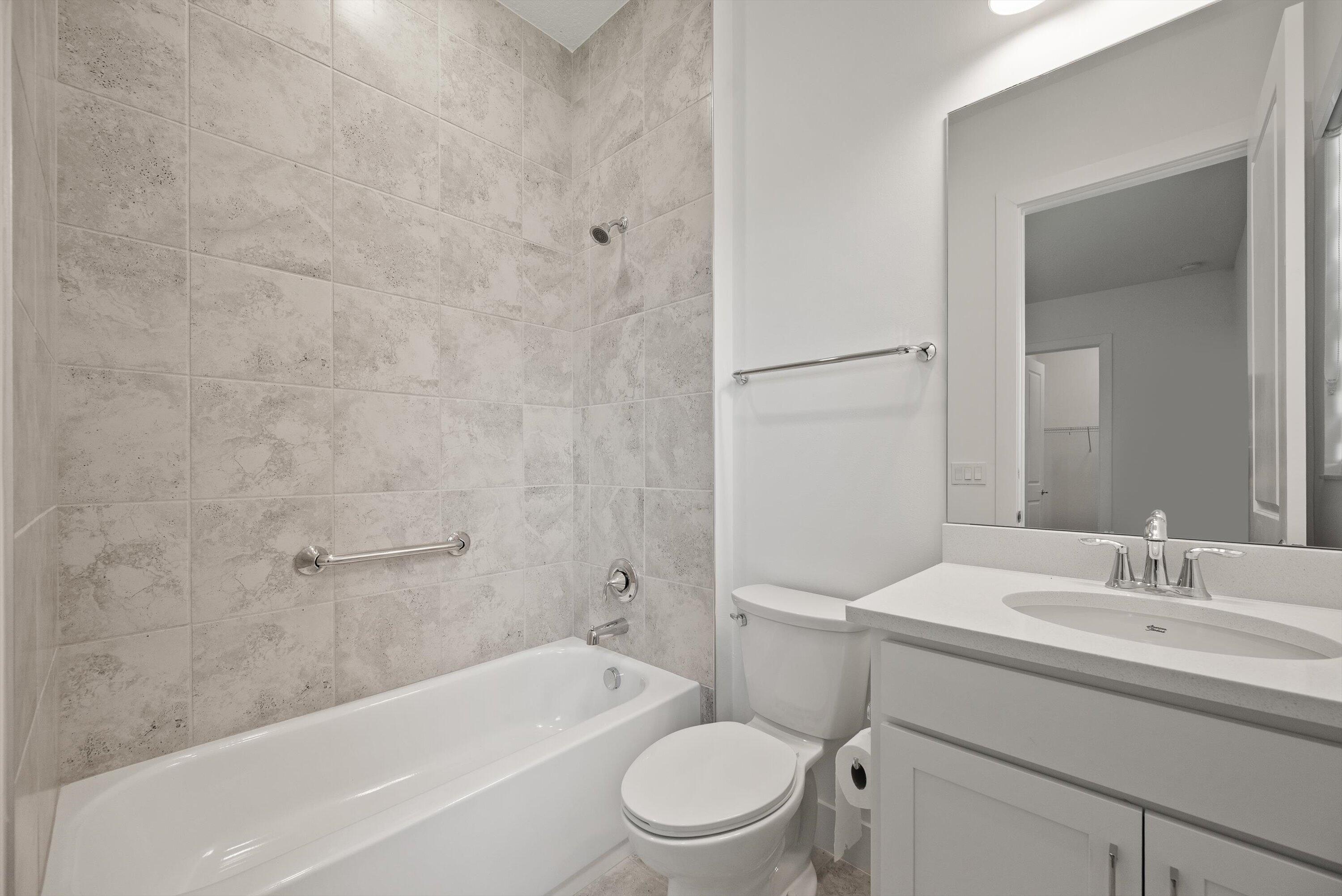 CRESSWIND PALM BEACH - Residential